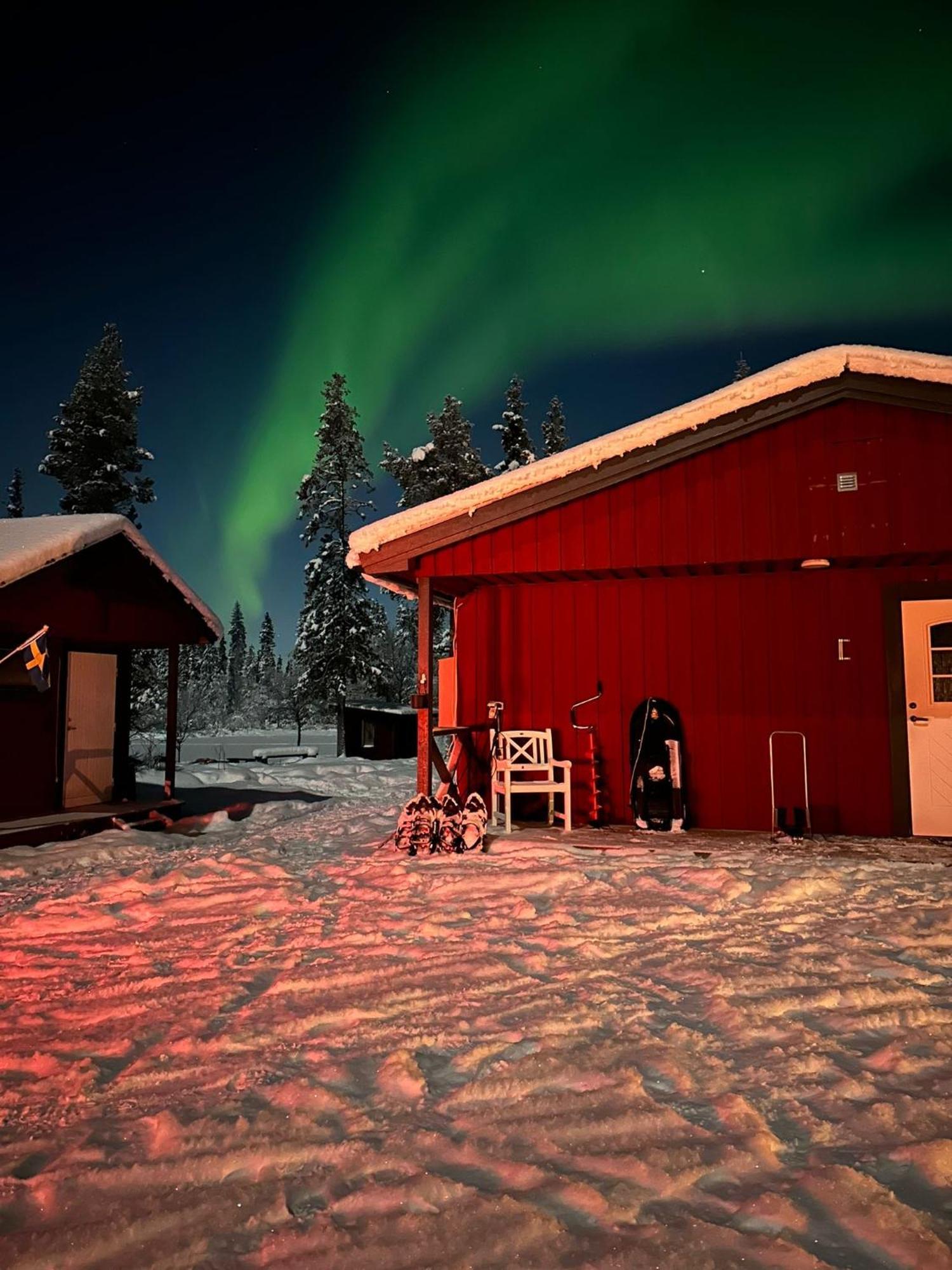Camp Caroli Family House Villa Jukkasjärvi Kültér fotó